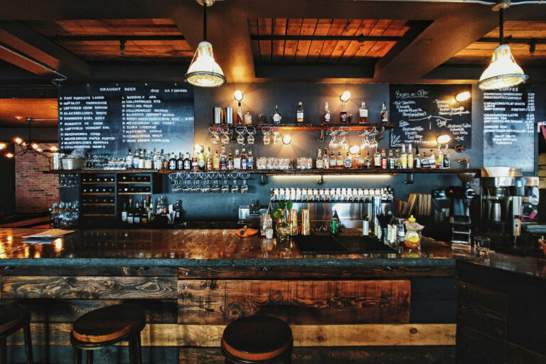 sognare un bar
